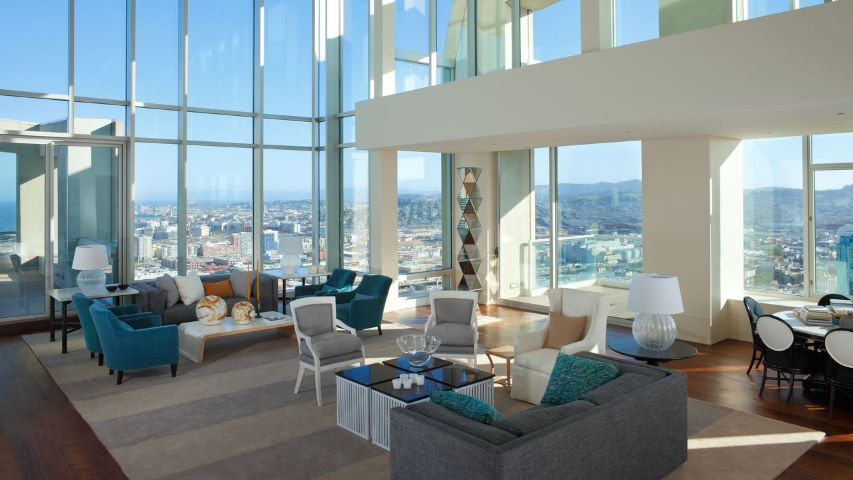 Penthouse Hub: Luxurious Living at Your Fingertips